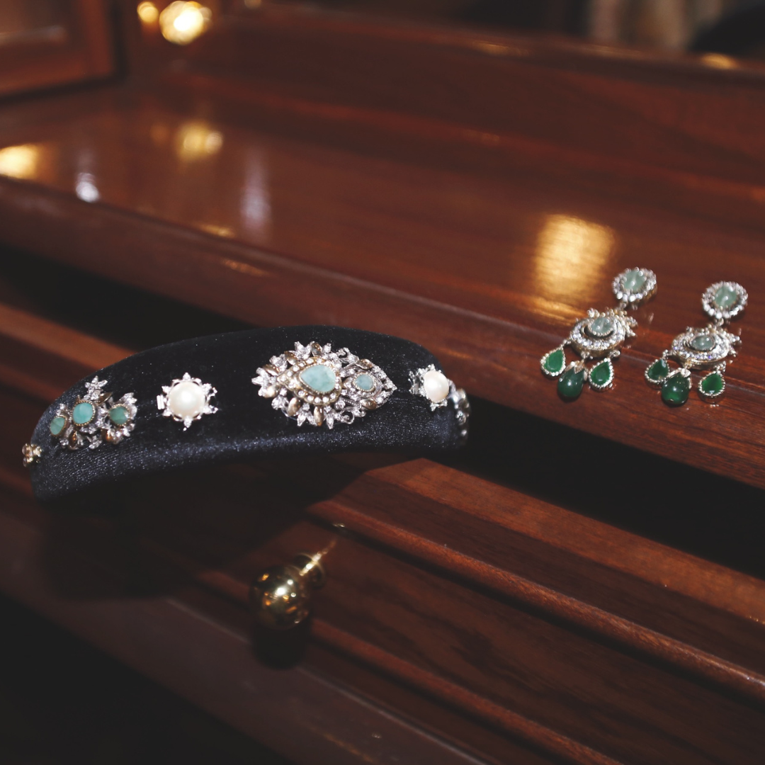 Emerald headband & earrings (set)